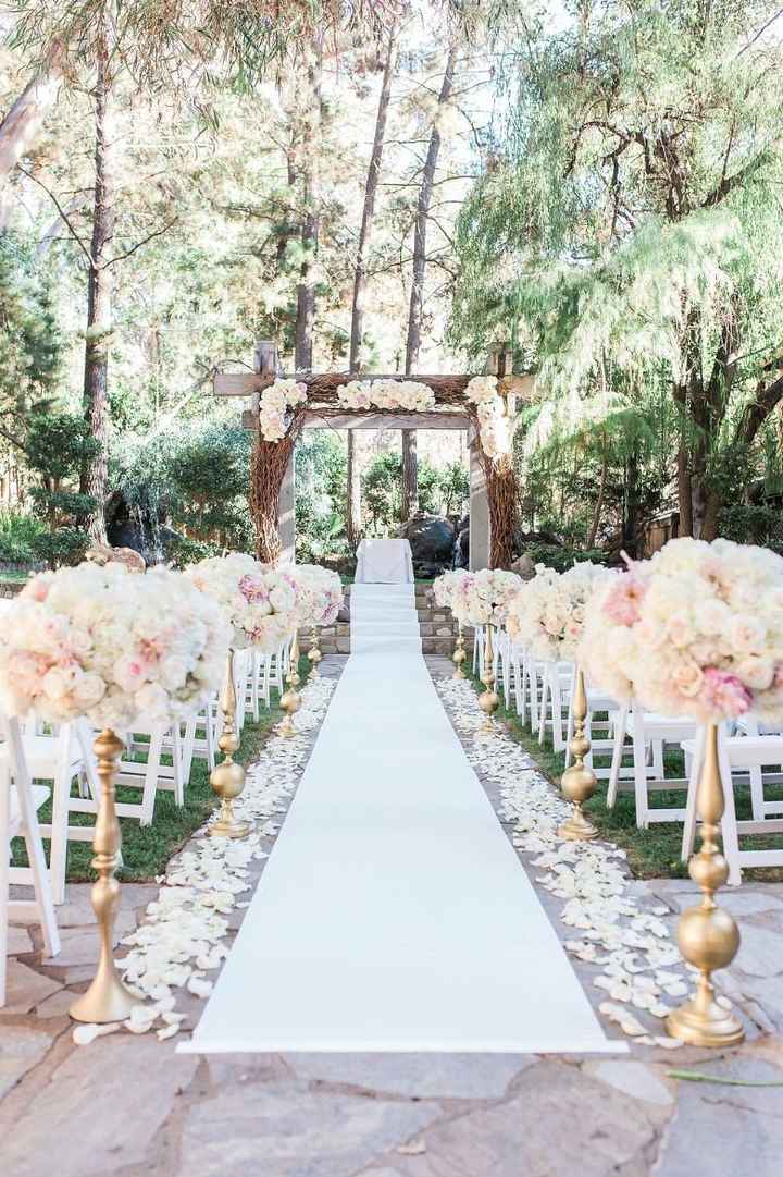 Floral ceremony aisle decor - 3