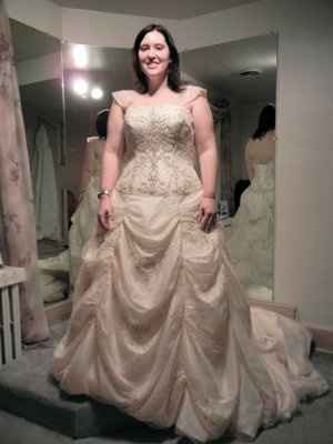 My Dress Came In!!! **PICS**