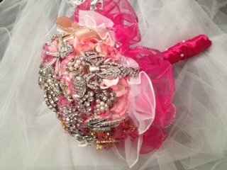 Brooch Bouquet