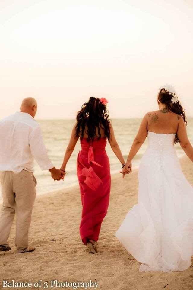 Back & married with PICS!!!