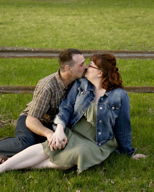 Show me your engagement photos!! :)