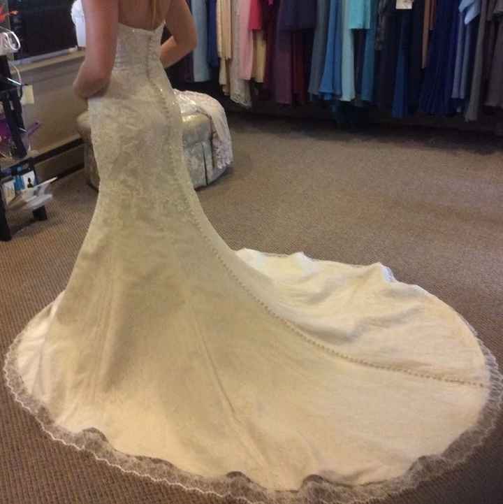 Show off those dresses!