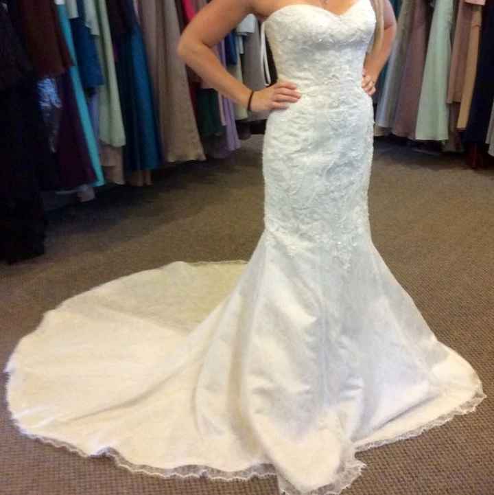 Show off those dresses!