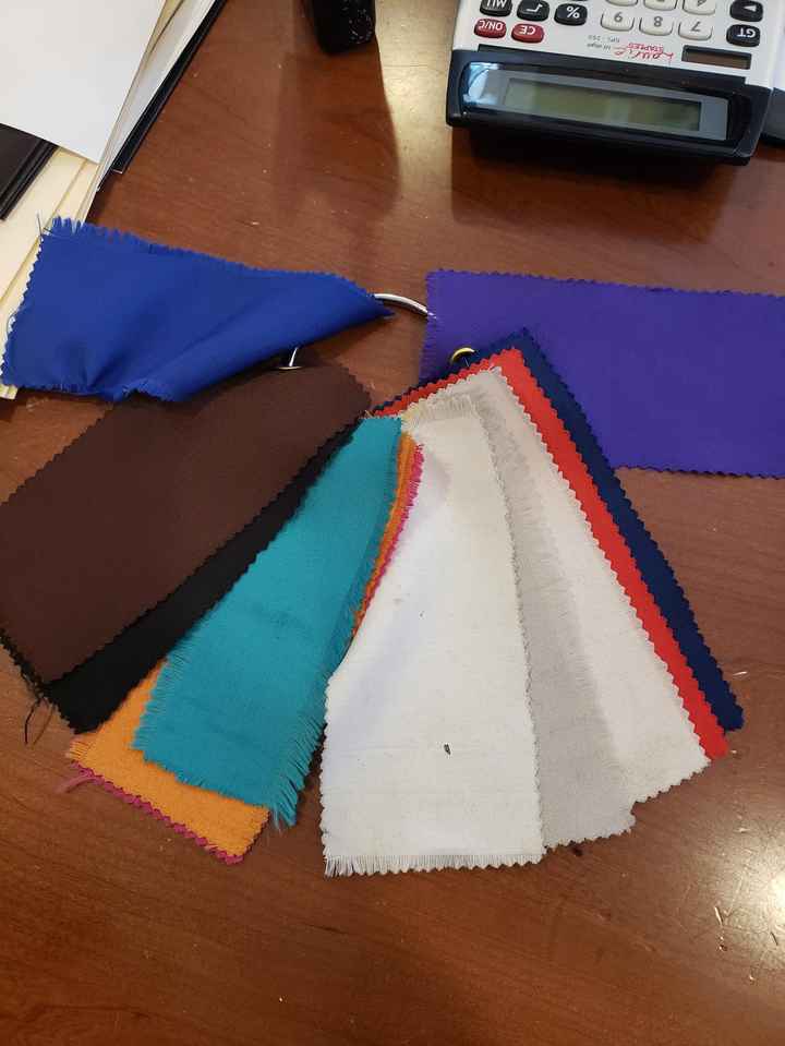 Wedding decor colors vs wedding party colors - 1