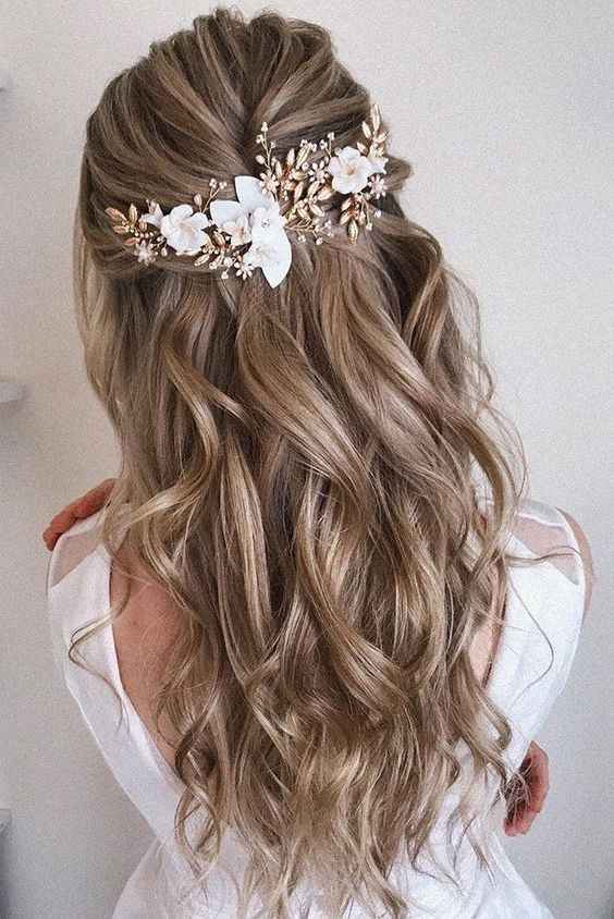 Show me your bridal hair (or inspo)! - 1