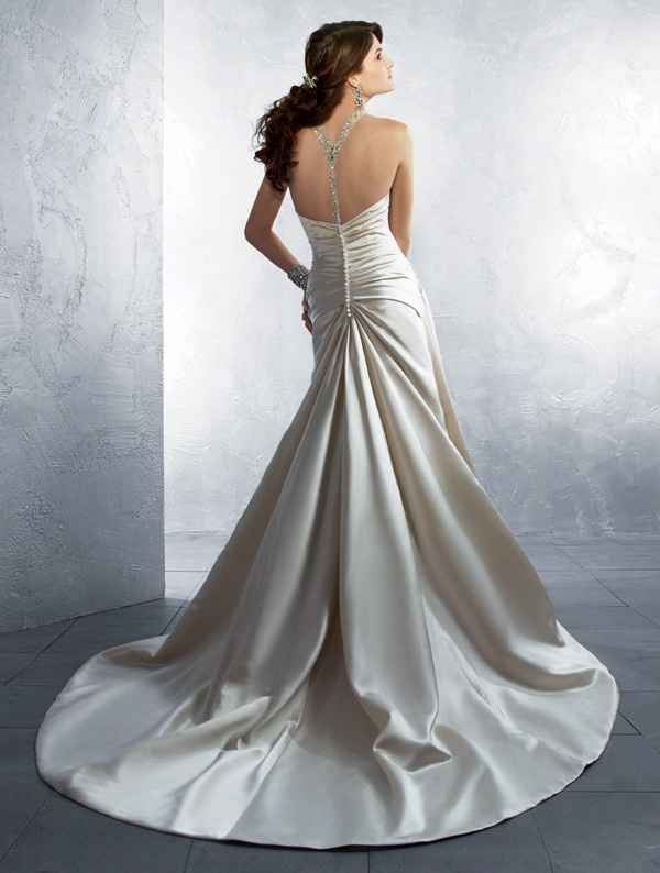 Any Alfred Angelo Brides Out There?