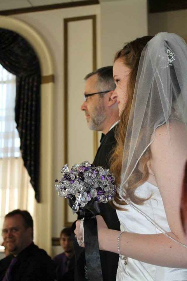 I'm a wife!  *non-pro pics.*