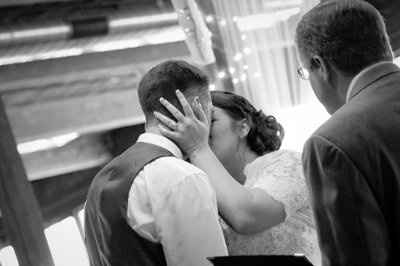 Professional Pictures of our wedding are in!! :D