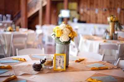 Professional Pictures of our wedding are in!! :D