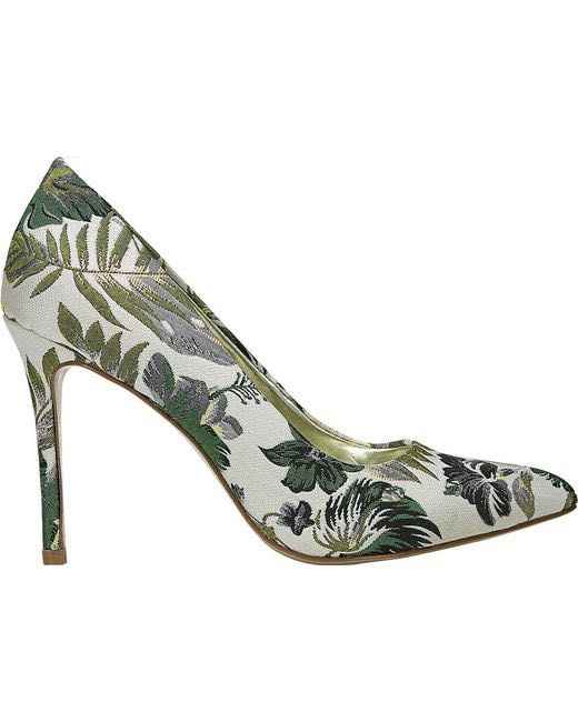 Colored wedding shoes stylish or foolish? - 1