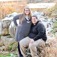 What did your fiance wear for engagement photos?