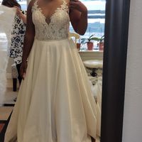 What's your favorite part of your wedding dress? 😍 - 1