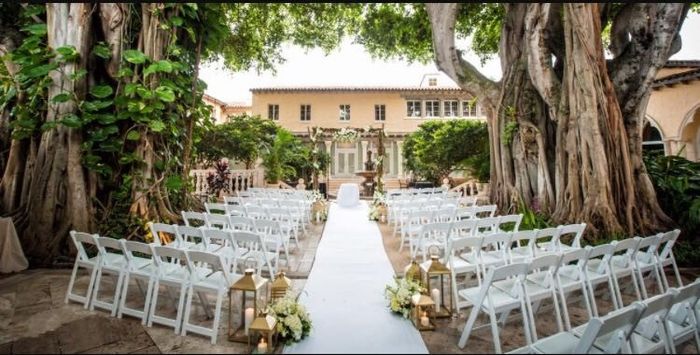 Show off your wedding venue!