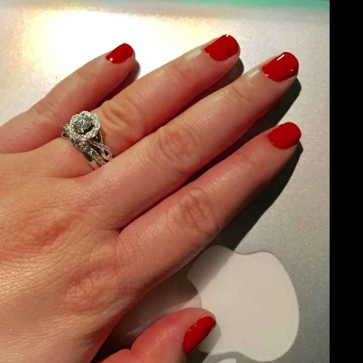 MY RING FINALLY CAME!!