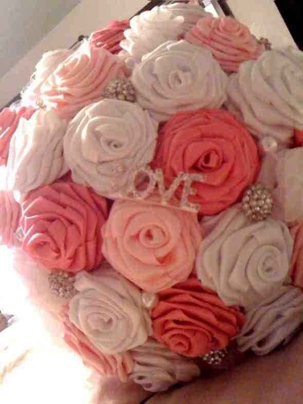 Bride's Bouquet - All White or Colorful?