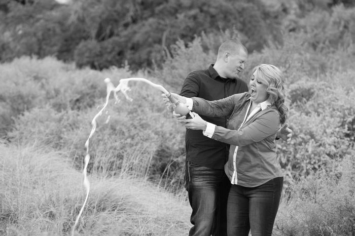 Show me your favorite engagement/wedding  photos!!