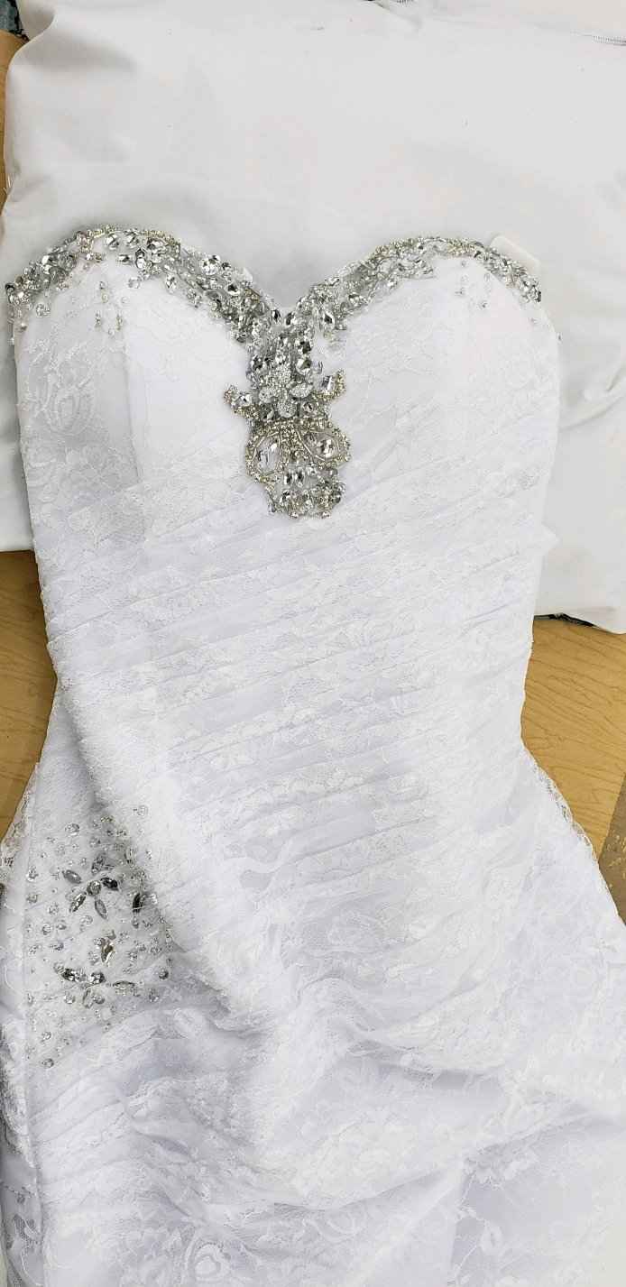 Help! What style of jewelry for this dress? - 1