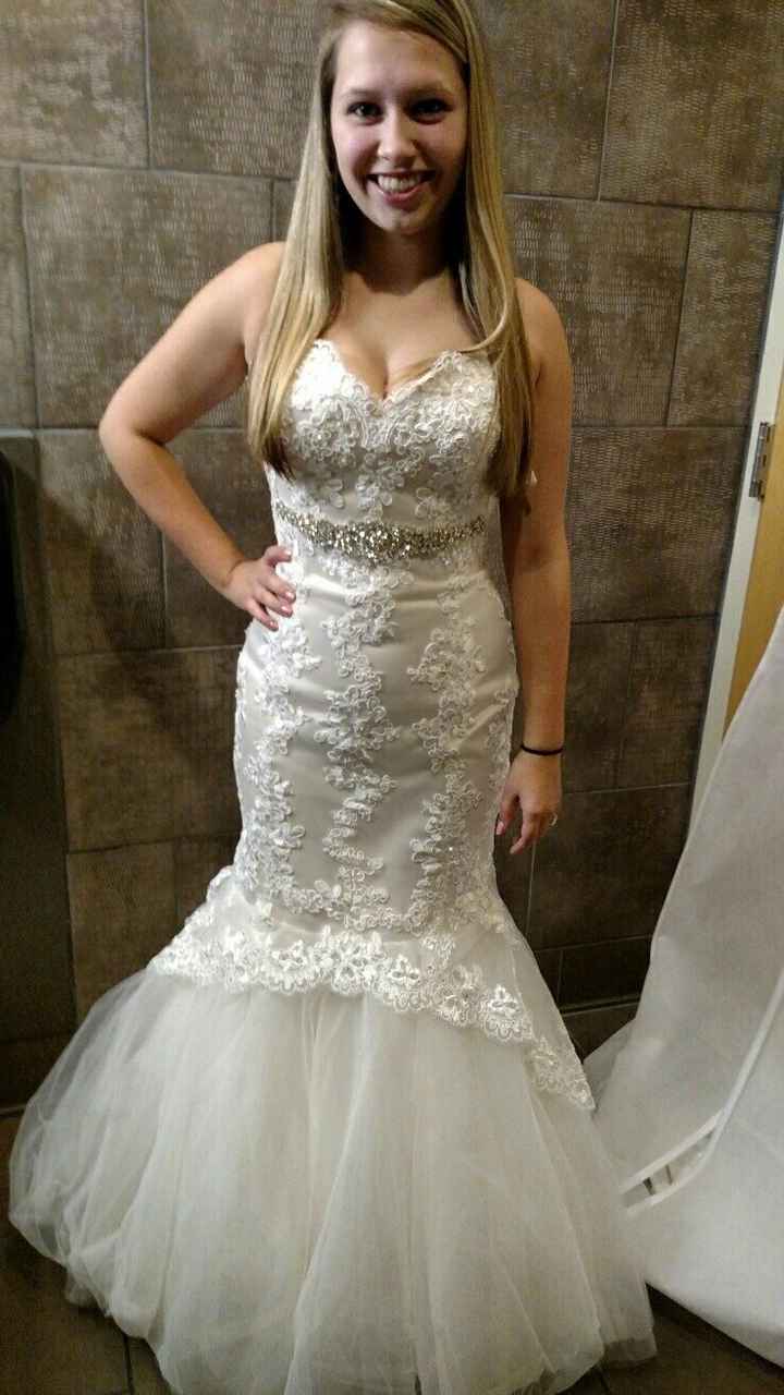 I LOVE my dress!!! Anyone wana share theirs? I'll show you mine!? LOL
