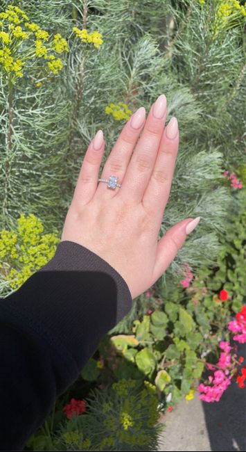 2023 Brides - Show us your ring! 1