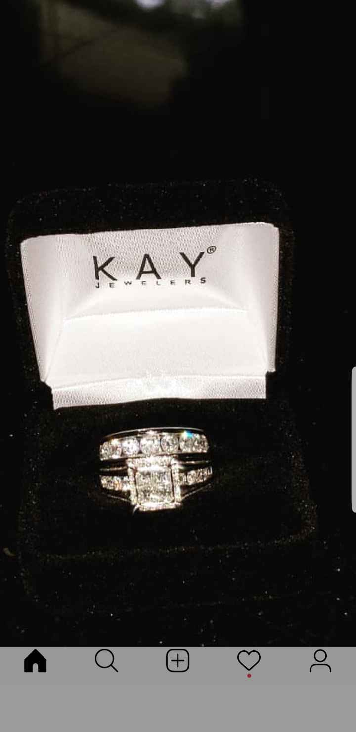 Wedding Bands: Matching or Different? - 1