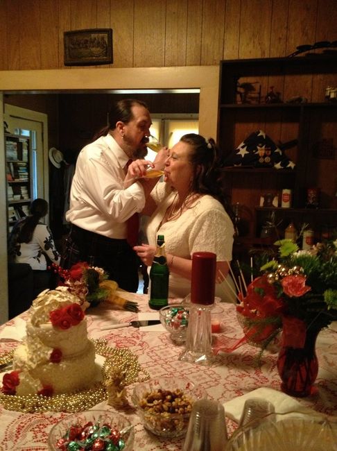 Just married - w/ more non-pro pics - PIC HEAVY