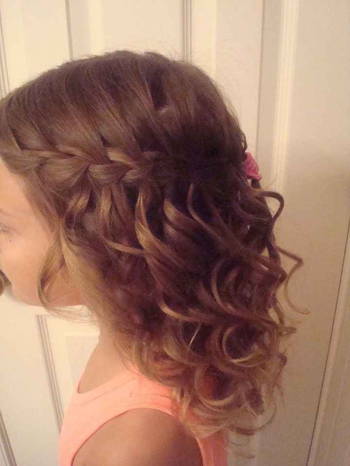 flower girl hairstyle help.!!