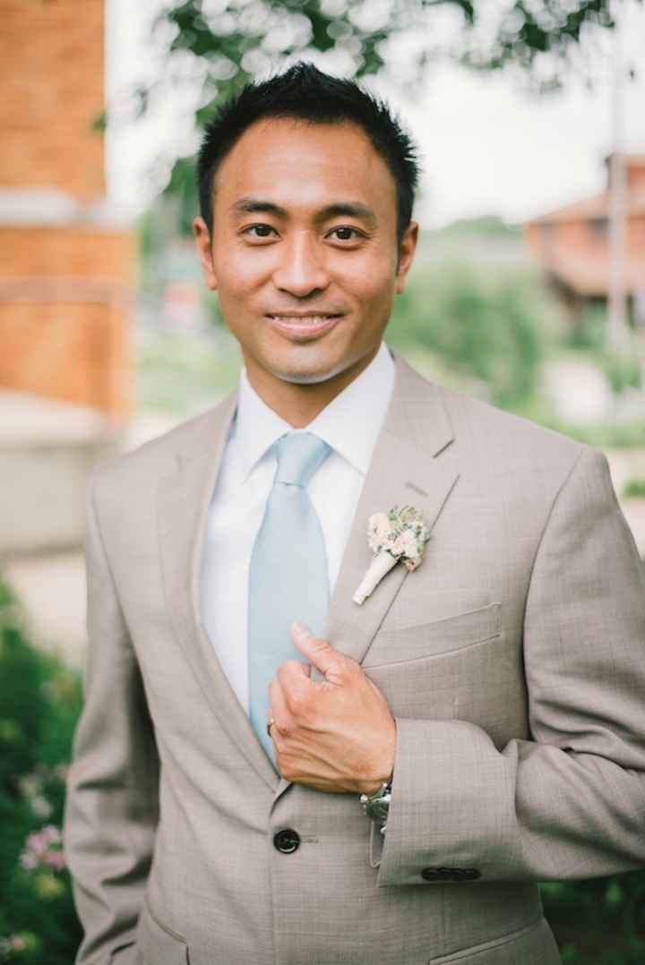 what is your FH wearing the day of?