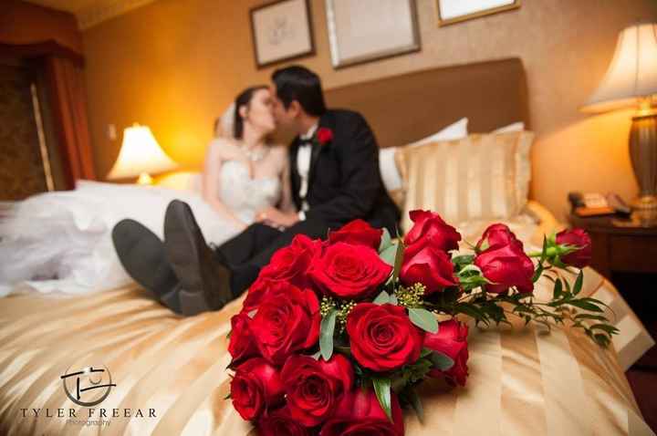 BAM!!!! Pro-pics sneak peak   non-pro reception venue pics