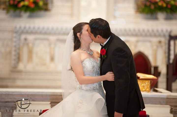 BAM!!!! Pro-pics sneak peak   non-pro reception venue pics