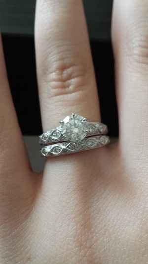 Lesson learn, living in fear; isn't living right.  Wear your rings ladies, show me your rings!