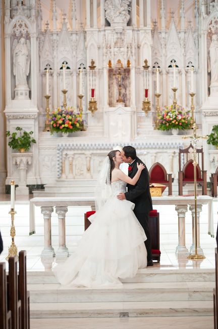 BAM!!! One month married, pro pics (very pic heavy)