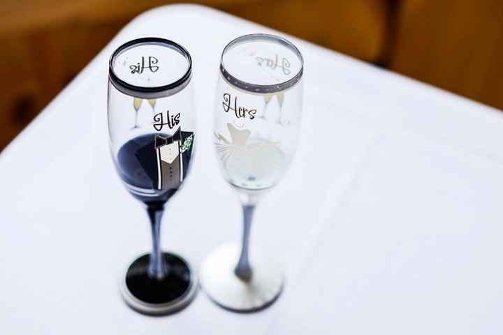 Show me your champagne flutes!