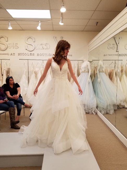 Show me your ball gown wedding dresses! 7