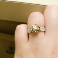 Do you ever take your engagement ring off? What are your "ring rules"? 💍 - 1