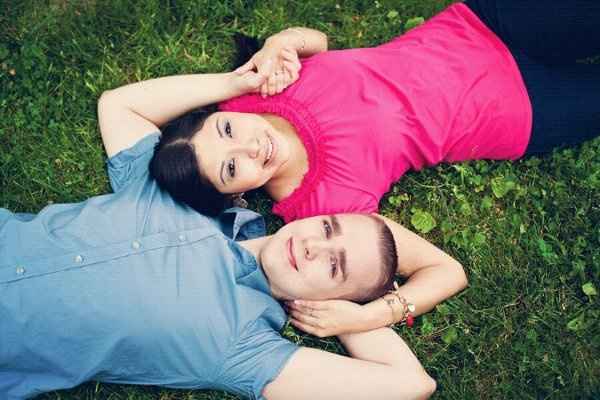 Sneak peek engagement pics :D I love them