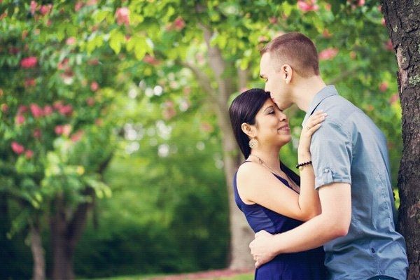 Sneak peek engagement pics :D I love them
