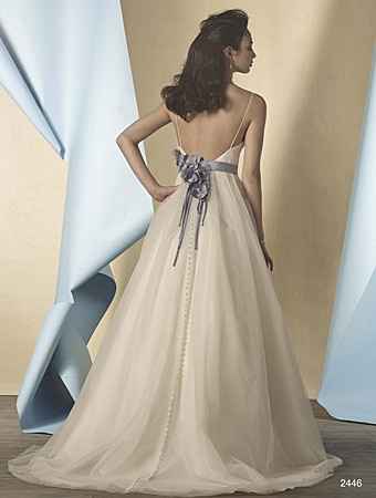 Show me the dresses!!!