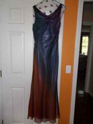 To bouquet or not to bouquet with a colorful dress? Pics included