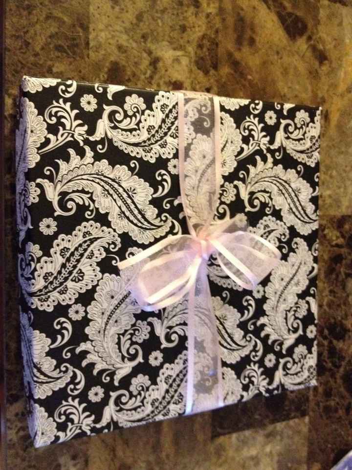 DIY vinyl-themed box invitations - finally a PIC