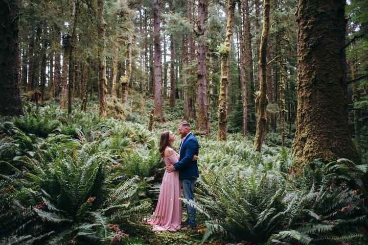 Show me your engagement photos! - 3