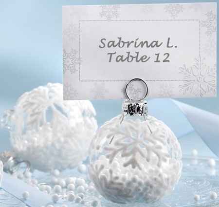 Homemade Vanilla Extract Wedding Favors Doubled as Place Cards