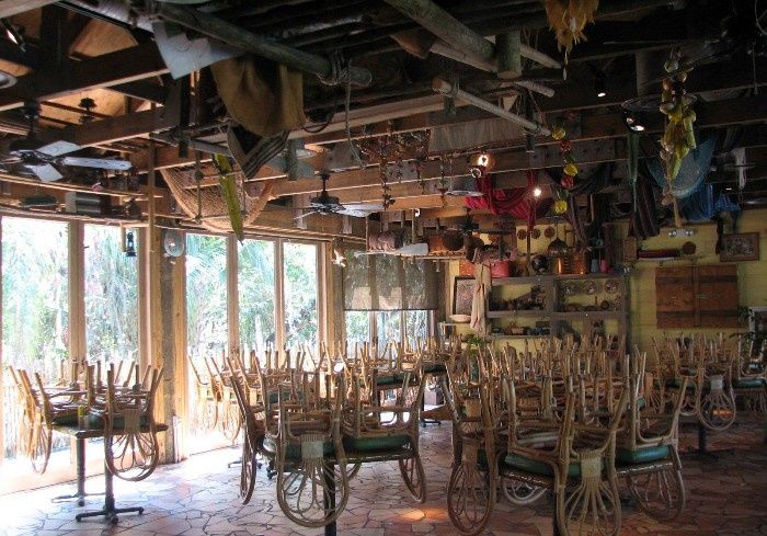 tropics cafe