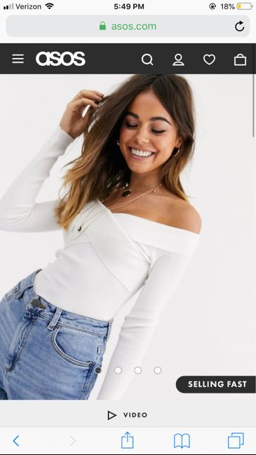 Engagement photo outfit ideas 2