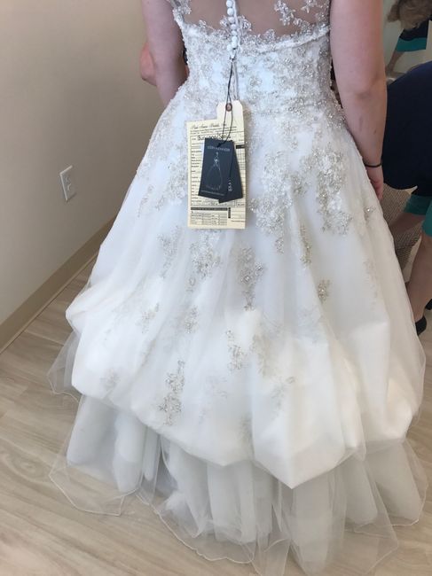 Show me your bustle!