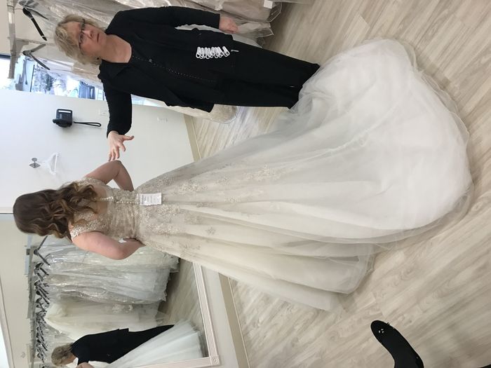 Show me your bustle!