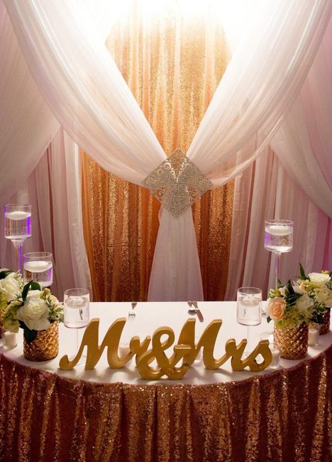 sweetheart table
