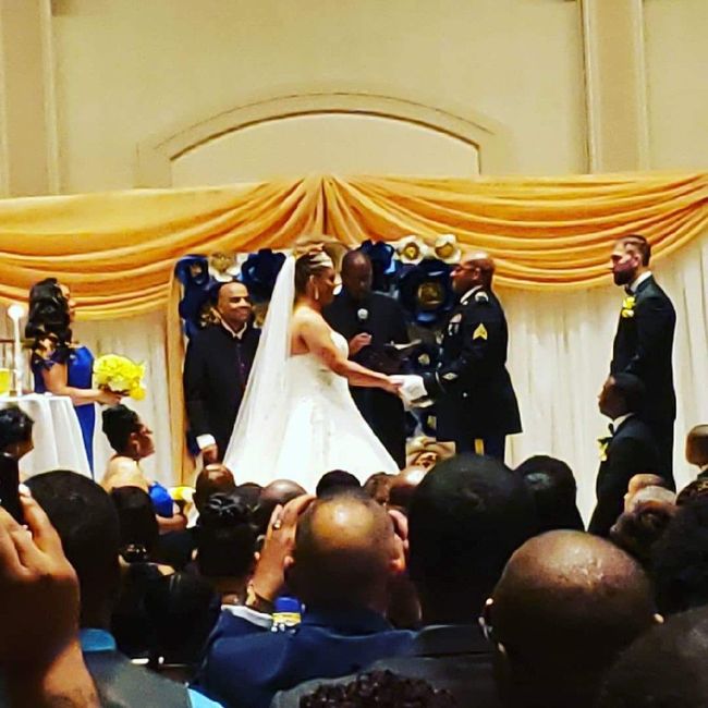 We tied the knot!! 4