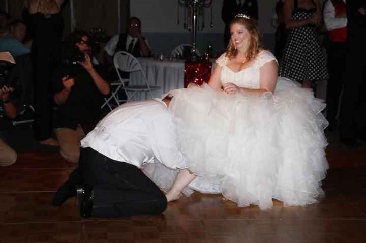 Garter toss