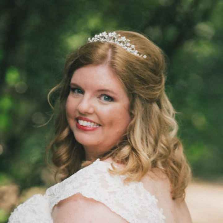 Show me your wedding hair!