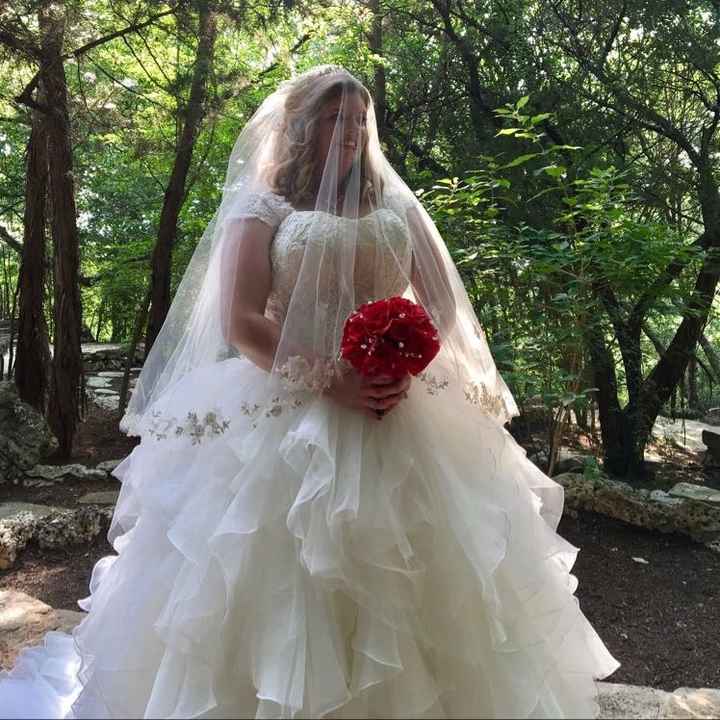 Bouquet Advice for Bridal Portraits?